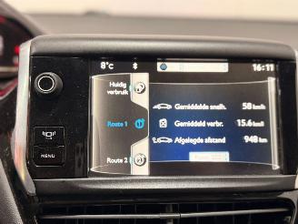 Peugeot 208 1.2 Vti 12V PureTech 82 Hatchback  Benzine 1.199cc 60kW (82pk) FWD picture 18