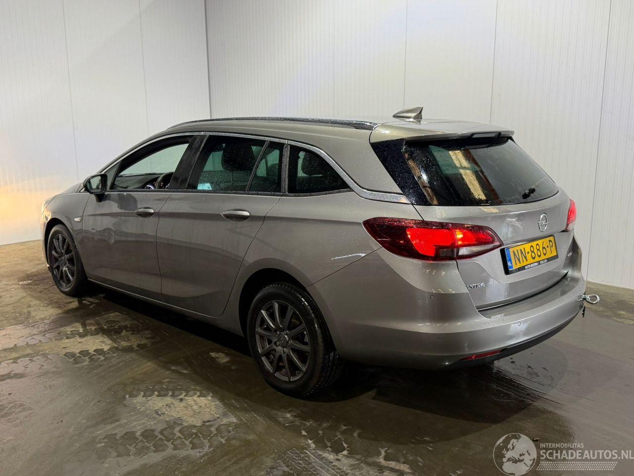 Opel Astra SPORTS TOURER 1.6 CDTI 110 16V Combi/o  Diesel 1.598cc 81kW (110pk) FWD