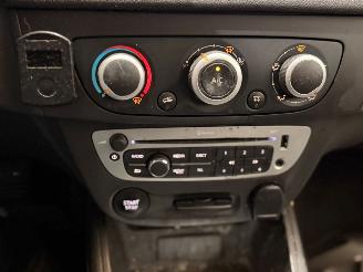 Renault Megane 1.5 dCi 110 Combi/o 4Dr Diesel 1.461cc 81kW (110pk) FWD picture 11