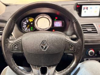 Renault Megane 1.5 dCi 110 Combi/o 4Dr Diesel 1.461cc 81kW (110pk) FWD picture 14