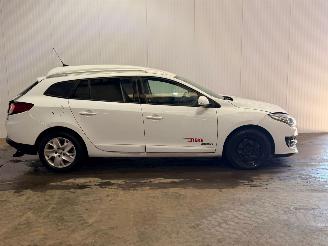 Renault Megane 1.5 dCi 110 Combi/o 4Dr Diesel 1.461cc 81kW (110pk) FWD picture 2