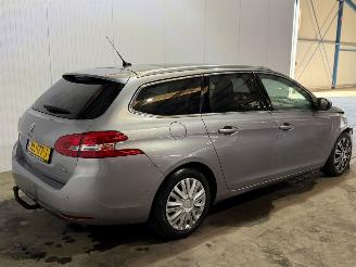 Peugeot 308 1.6 BlueHDi 120 Combi/o 4Dr Diesel 1,560cc 88kW (120pk) FWD picture 8