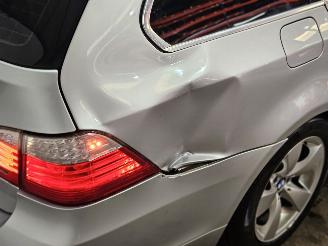 BMW 5-serie 520i 16V Combi/o  Benzine 1.995cc 125kW (170pk) RWD picture 8