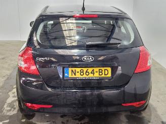 Kia Cee d 1.4 CVVT 16V Hatchback 4Dr Benzine 1.396cc 66kW (90pk) FWD picture 8