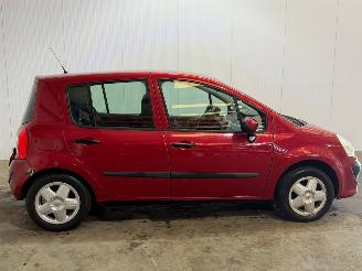 Renault Modus 1.2 16V TCE 100 MPV  Benzine 1.149cc 74kW (101pk) FWD picture 2