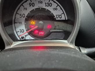 Citroën C1 1.0 12V Hatchback  Benzine 998cc 50kW (68pk) FWD picture 13