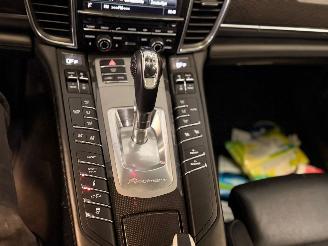 Porsche Panamera S E-HYBRID 3.0 V6 24V S E-Hybrid Liftback  Elektrisch Benzine 2.995cc 245kW (333pk) RWD picture 17