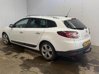 Coche accidentado Renault Mégane 1.4 16V TCe 130 Combi/o 4Dr Benzine 1.397cc 96kW (131pk) FWD 2010/12