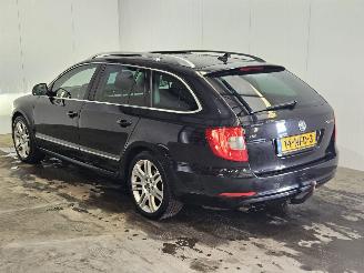 Schadeauto Skoda Superb 1.8 TSI  AUT16V Combi/o  Benzine 1.798cc 118kW (160pk) FWD 2010/8