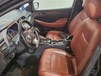 Nissan Leaf 39/40kWh Hatchback  Elektrisch  110kW (150pk) FWD picture 10