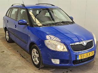 krockskadad bil auto Skoda Fabia 1.4 TDI 80 Combi/o 4Dr Diesel 1.422cc 59kW (80pk) FWD 2009/6