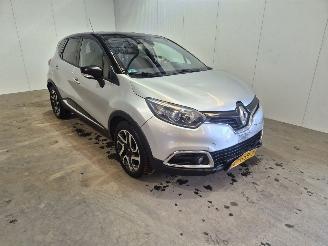 krockskadad bil auto Renault Captur 0.9 Energy TCE 12V SUV  Benzine 898cc 66kW (90pk) FWD 2015/7