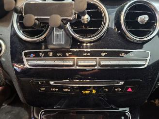 Mercedes C-klasse C-180 1.6 16V NAP Sedan 4Dr Benzine 1.595cc 115kW (156pk) RWD picture 15