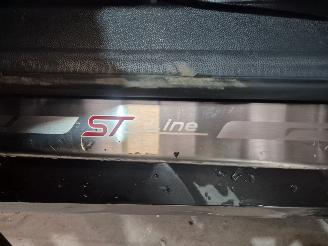 Ford EcoSport ST-LINE 1.0 EcoBoost 12V 125 SUV  Benzine 998cc 92kW (125pk) FWD picture 15