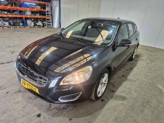 Volvo V-60 1.6 T3 16V Combi/o  Benzine 1.598cc 110kW (150pk) FWD picture 6