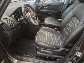 Kia Venga 1.4 CVVT 16V MPV  Benzine 1.396cc 66kW (90pk) FWD picture 9