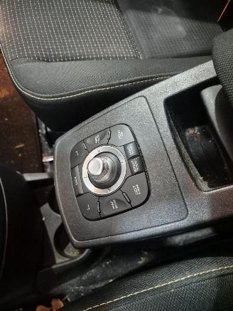 Renault Scenic 1.4 16V TCe 130 MPV  Benzine 1.397cc 96kW (131pk) FWD picture 12