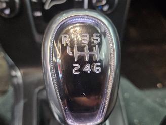 Volvo V-40 V40 Cross Country 1.6 T4 GTDi 16V Hatchback picture 15