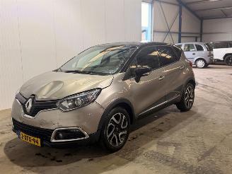 Renault Captur 0.9 Energy TCE 12V SUV picture 3