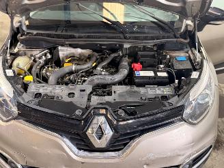 Renault Captur 0.9 Energy TCE 12V SUV picture 5