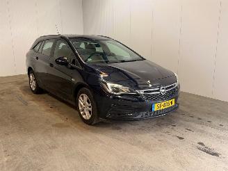 Damaged car Opel Astra Astra K Sports Tourer 1.0 Turbo 12V Combi/o 2018/3