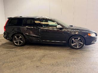 Volvo V-70 1.6 T4 16V Combi/o  R-Design picture 2