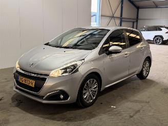 Peugeot 208 1.6 Blue HDi 75 picture 4