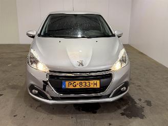 Peugeot 208 1.6 Blue HDi 75 picture 5