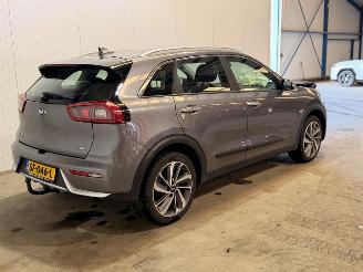 Kia Niro 1.6 GDI Hybrid SUV picture 10