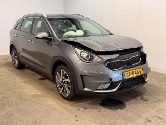 Kia Niro 1.6 GDI Hybrid SUV picture 8