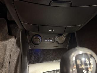 Hyundai I-30 1.6i i-Motion picture 13
