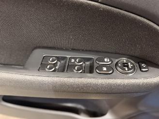 Hyundai I-30 1.6i i-Motion picture 18