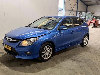 Hyundai I-30 1.6i i-Motion picture 3