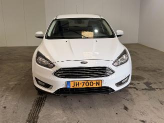 Ford Focus 1.0 Titanium picture 8