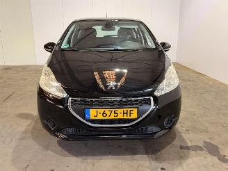 Peugeot 208 1.0 Vti 12V PureTech Hatchback  Benzine picture 9