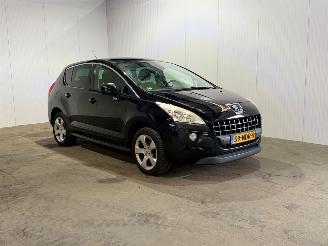 krockskadad bil auto Peugeot 3008 1.6 VTi ST 2010/8