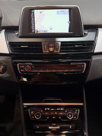 BMW 2-serie 218i 1.5 TwinPower Turbo picture 12