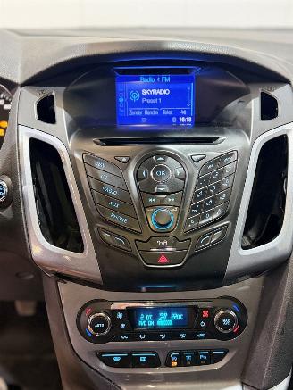 Ford Focus 1.6 EcoBoost Lease Titanium picture 12