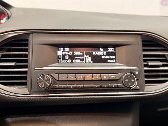 Peugeot 308 1.2 PureTech Access picture 13