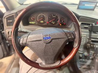 Volvo V-70 2.4 D5 AWD Geartronic C.L. picture 14