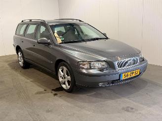 krockskadad bil auto Volvo V-70 2.4 D5 AWD Geartronic C.L. 2004/9