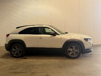 Mazda MX-30 e-SkyActiv 145 picture 6