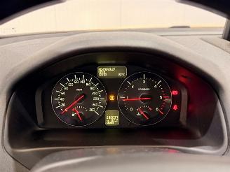 Volvo V-50 1.6 D2 S/S R-Design Pro Edition picture 16