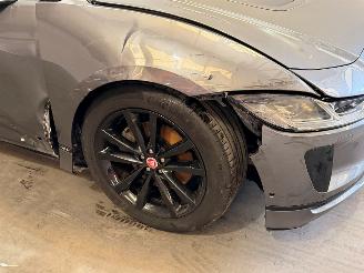 Jaguar I-Pace EV400 AWD picture 6