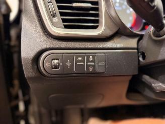 Kia Ceed 1.0 T-GDi DynamicLine picture 21