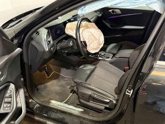 BMW 1-serie 118i High Executive picture 9