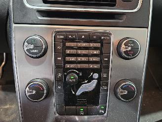 Volvo V-60 2.0 D3 20V Combi/o  Diesel 1.984cc 120kW (163pk) FWD picture 12