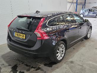 Volvo V-60 2.0 D3 20V Combi/o  Diesel 1.984cc 120kW (163pk) FWD picture 7