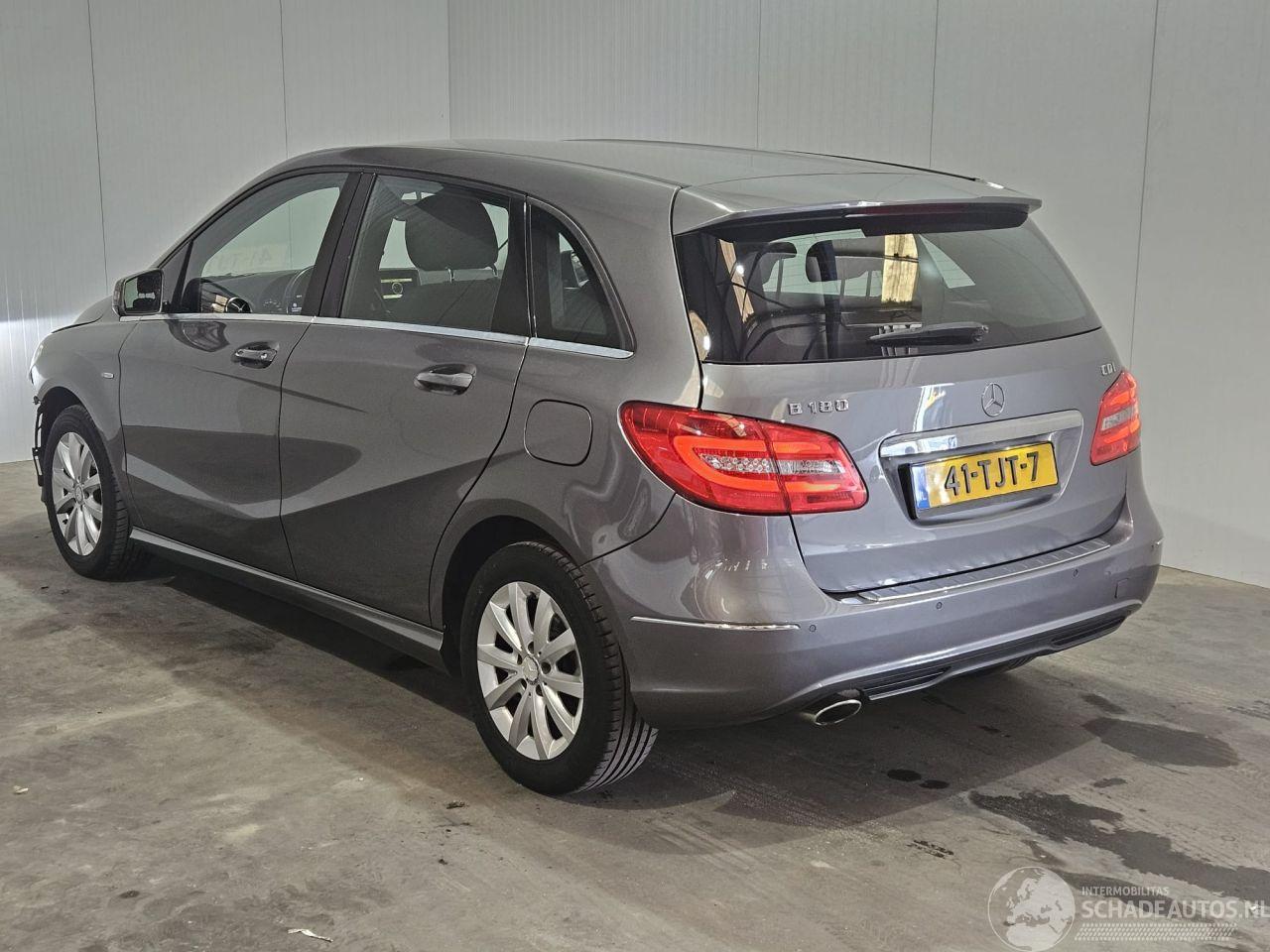 Mercedes B-klasse 1.8 B-180 CDI BlueEFFICIENCY 16V Hatchback  Diesel 1.796cc 80kW (109pk) FWD