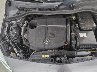 Mercedes B-klasse 1.8 B-180 CDI BlueEFFICIENCY 16V Hatchback  Diesel 1.796cc 80kW (109pk) FWD picture 8